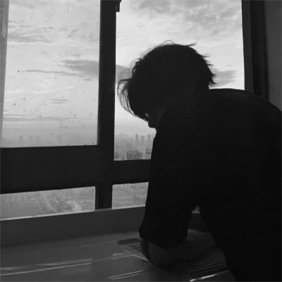 男生2025年头像黑白系列图片