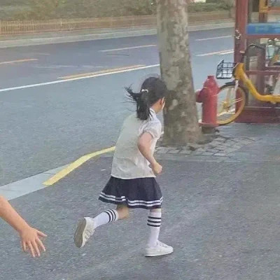情侣单人头像一男一女ins