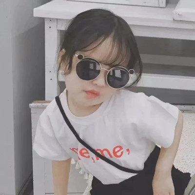 宠溺情头一男一女分开高清图片