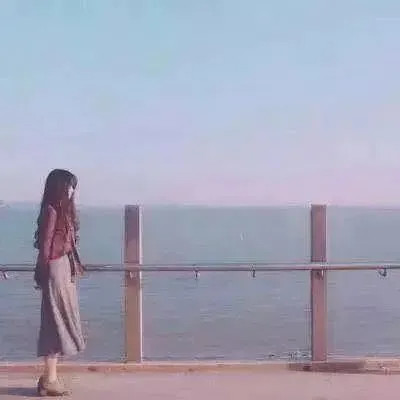 微信情头情侣双人一人一张