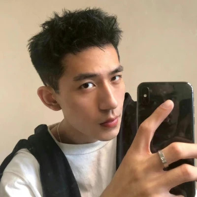 QQ头像男真人2025