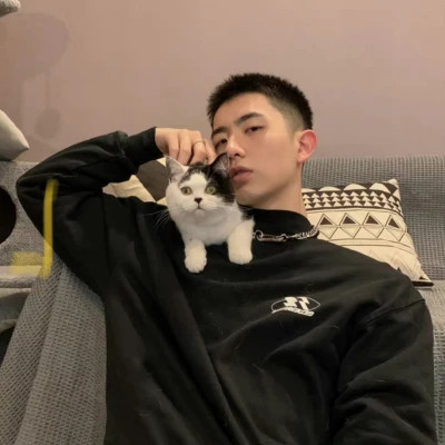 QQ头像男真人2025