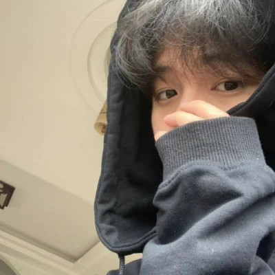 2025头像最新版的男生真人