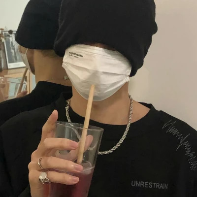 2025头像最新版的男生真人