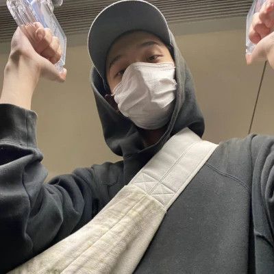 2025新款普通人真人头像男