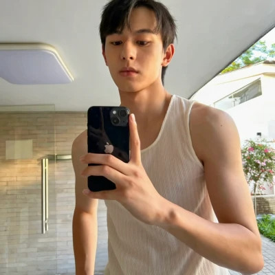 2025男头像真人版