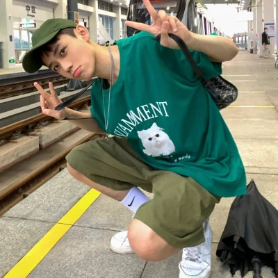 2025年爆款优质男生真人头像