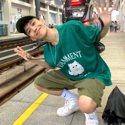 2025年爆款优质男生真人头像