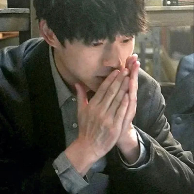 头像2025最新款男生真人