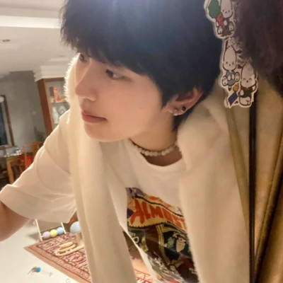 2025真人头像最新版的男
