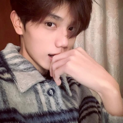 2025真人头像最新版的男