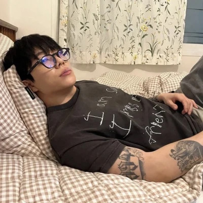 2025年男头真人霸气
