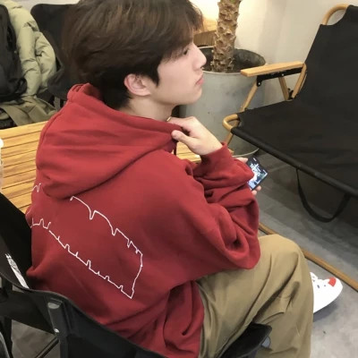 2025头像男真人高清图片