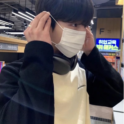 2025潮流又好看的男生头像