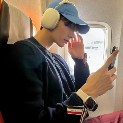 2025潮流又好看的男生头像