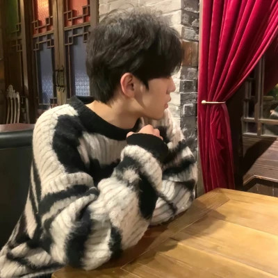 2025潮流又好看的男生头像