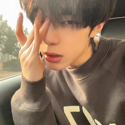 2025好看的微信男头像图片