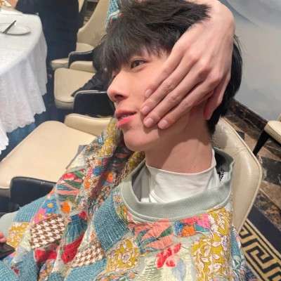 2025男生精选头像图片