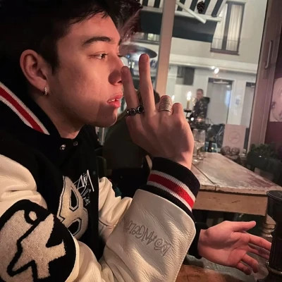 2025爆款男头像图片