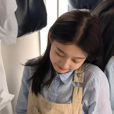 高颜值女生头像真人