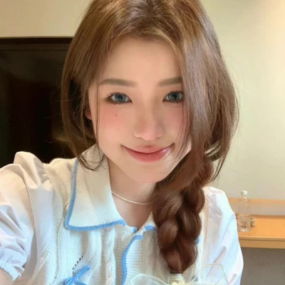 高颜值女生头像真人