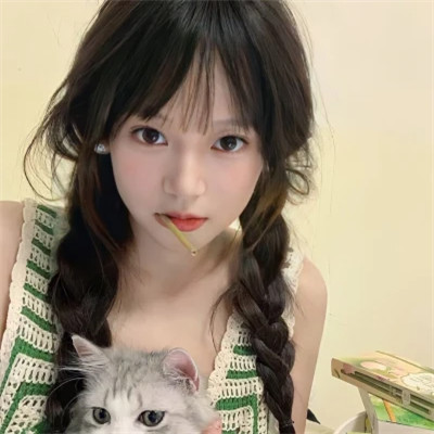 高颜值女生头像真人