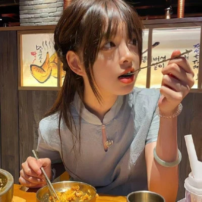 可爱少女网红真人女生头像图片