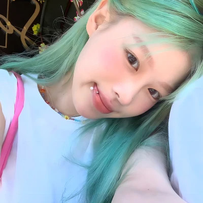 高清真人少女的微信头像图片