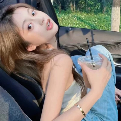 高清真人少女的微信头像图片