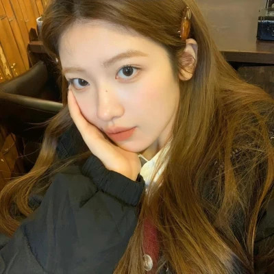 高清真人少女的微信头像图片