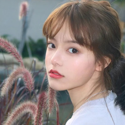 可爱的女生头像超萌真人