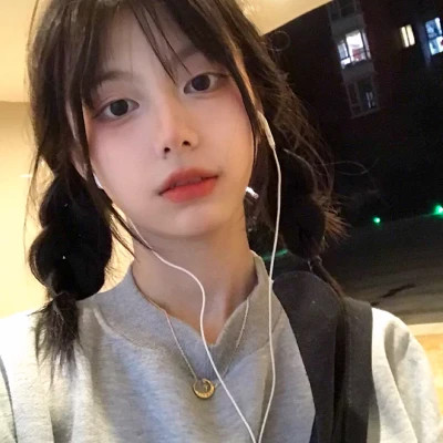 2025女生头像最新少女真人