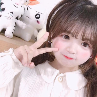 2025女生头像最新少女真人