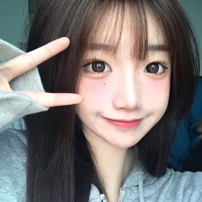女人头像真人可爱高清