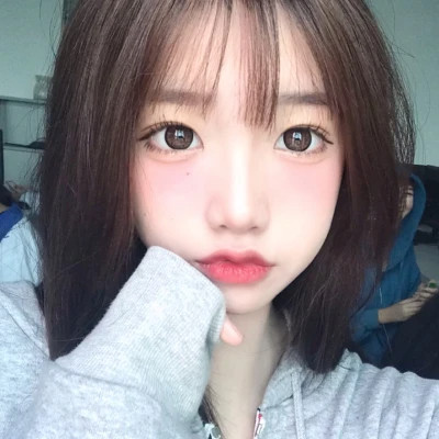女人头像真人可爱高清