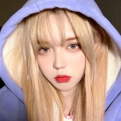 女人头像真人可爱高清