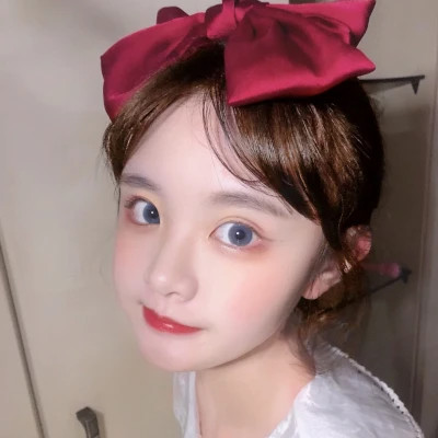 女人头像真人可爱高清