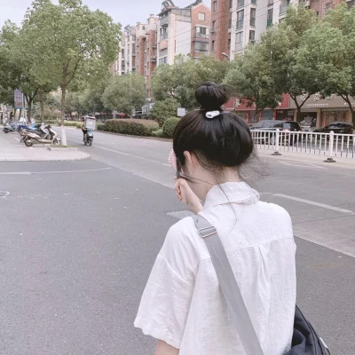 女人头像真人可爱高清