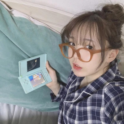 头像女十几岁女孩照片