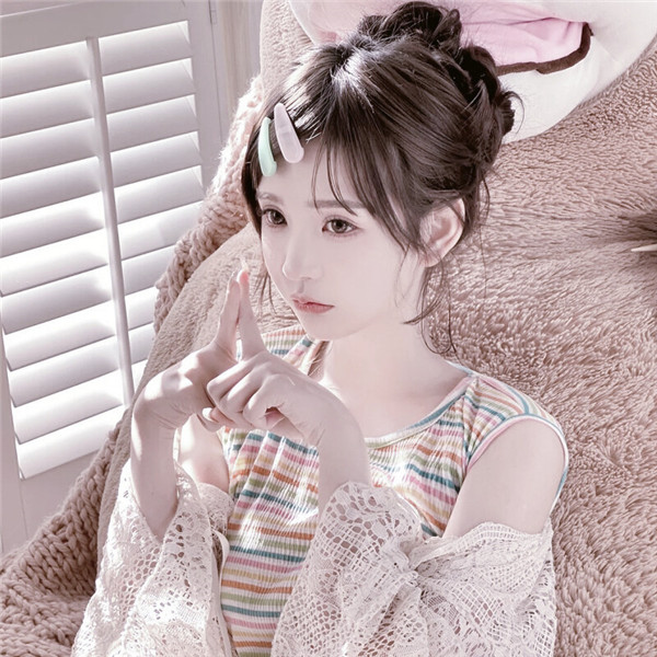 2025好看的高颜值女生头像图片
