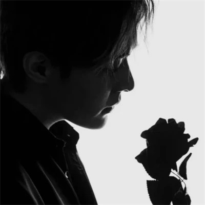 情侣头像真人一对黑白