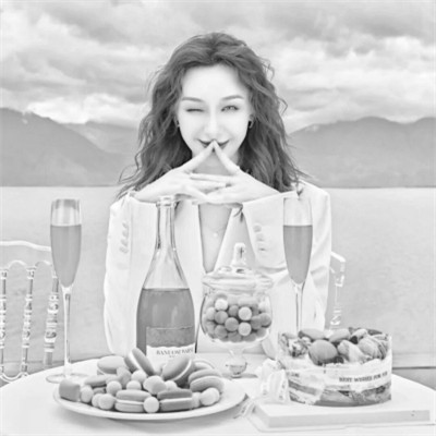 情侣头像真人一对黑白