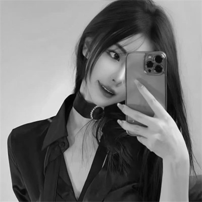 黑白情侣头像一男一女分开