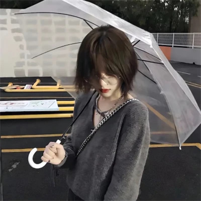 情侣头像2025年一男一女高清图片