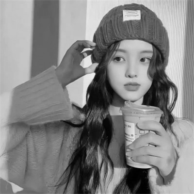 微信情侣头像黑白一男一女图片