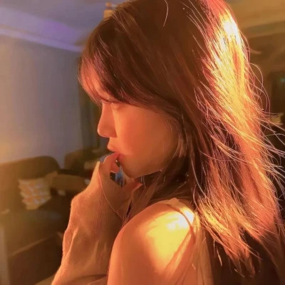 2025微信情侣头像一男一女