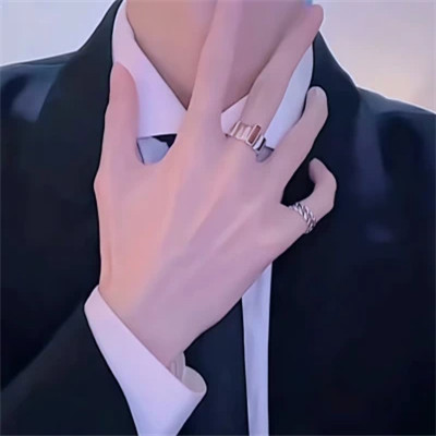 高级情侣头像性感部位一男一女图片