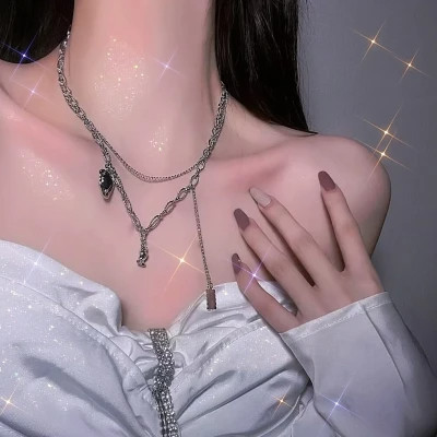 高级情侣头像性感部位一男一女图片