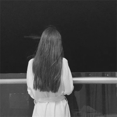 黑白情侣头像真人一人一张