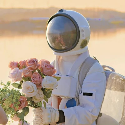 2025头像情侣最火一男一女
